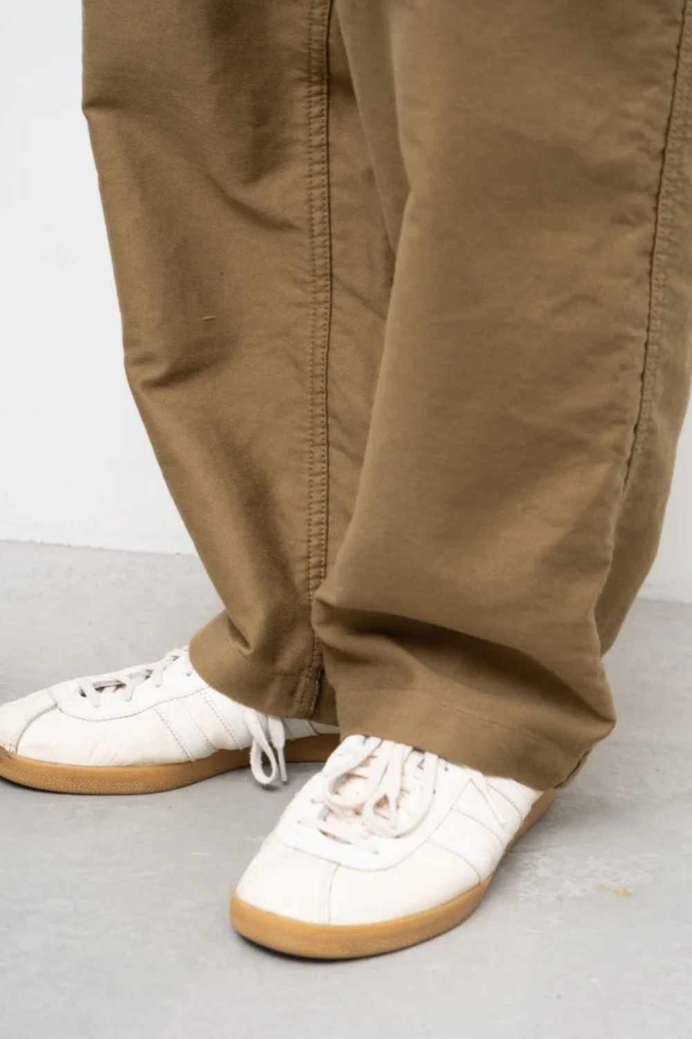 ordinary fits standard french trousers khaki