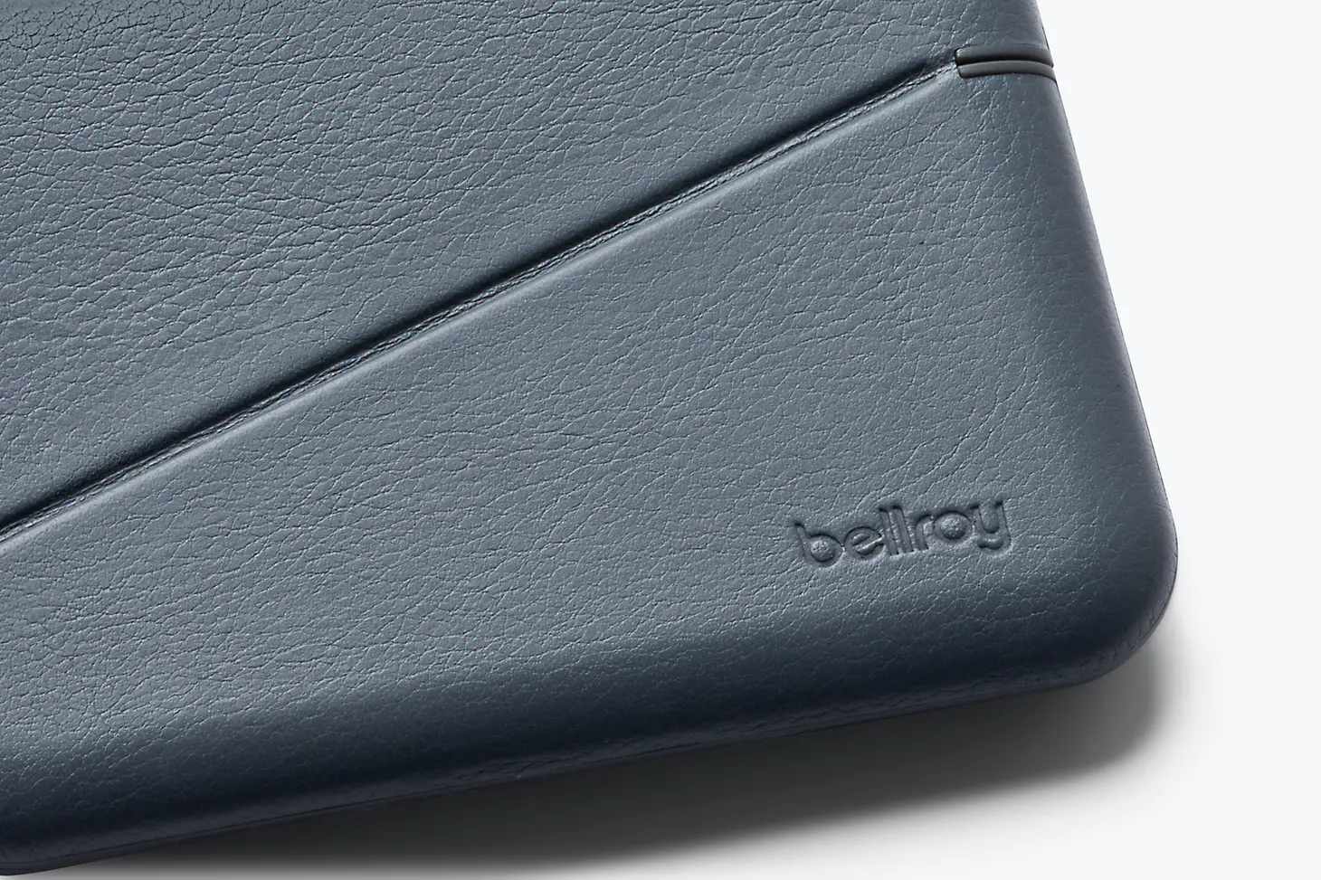 bellroy flip case basalt